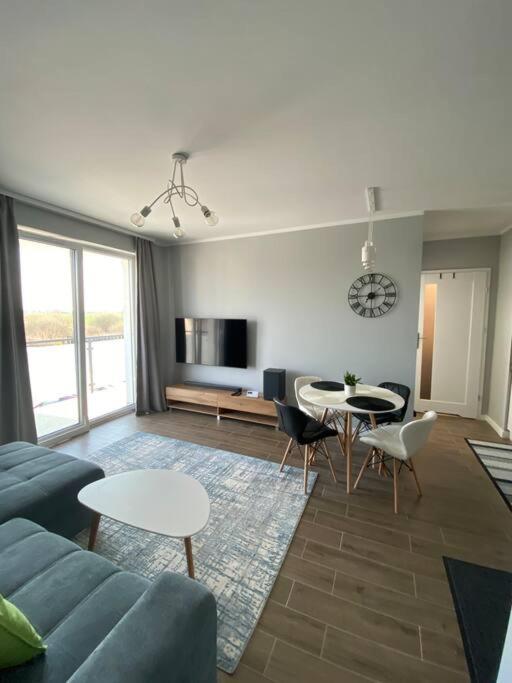 Nowoczesny Apartament Przy Ul Plazowej, サルビノボ エクステリア 写真