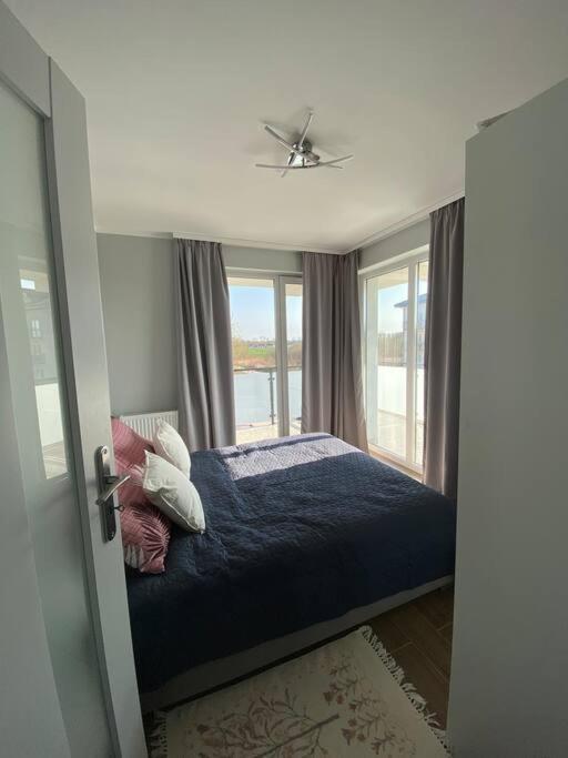 Nowoczesny Apartament Przy Ul Plazowej, サルビノボ エクステリア 写真